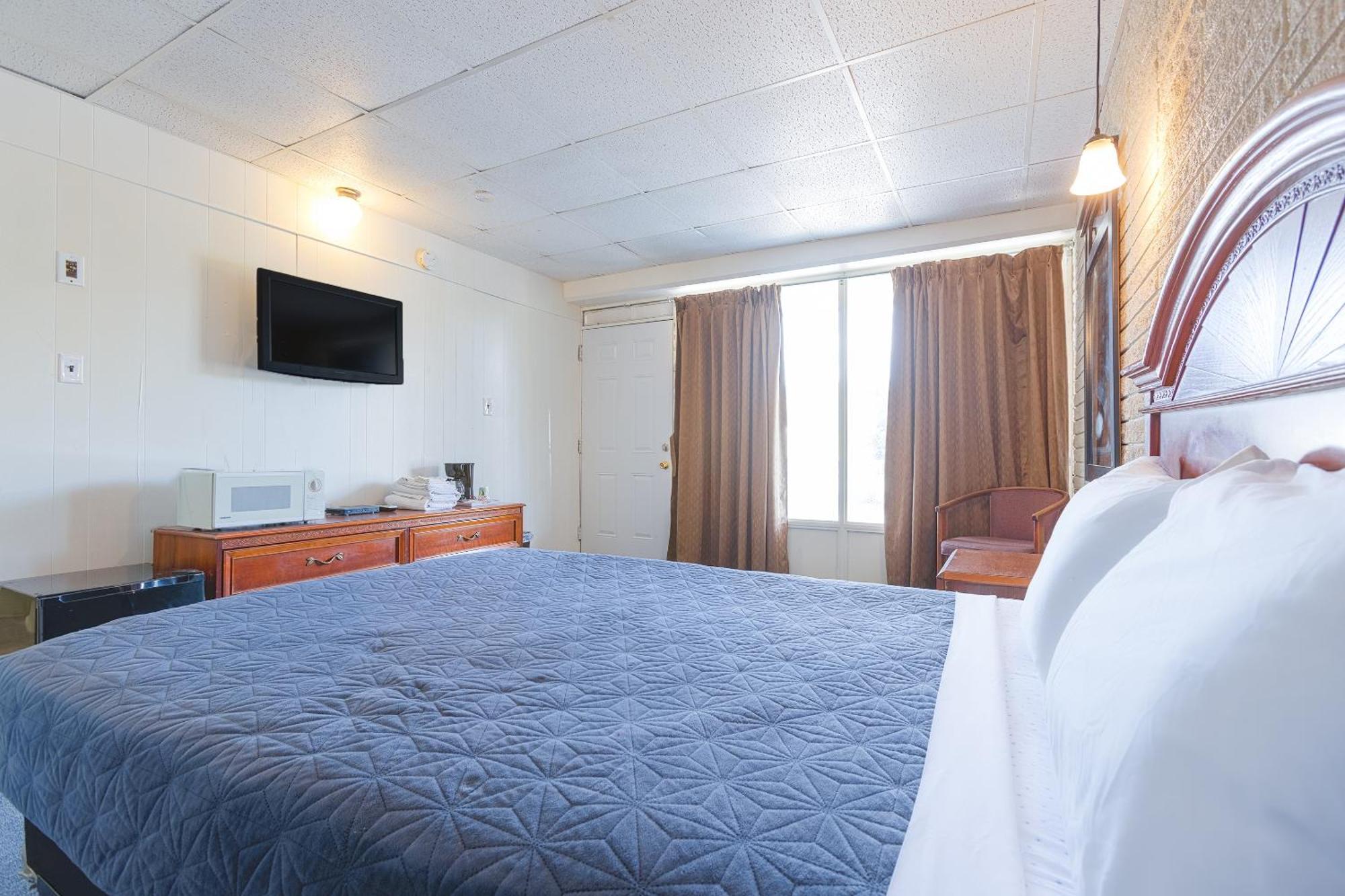 Breezewood Sonrise Inn Lincoln Hwy By Oyo מראה חיצוני תמונה