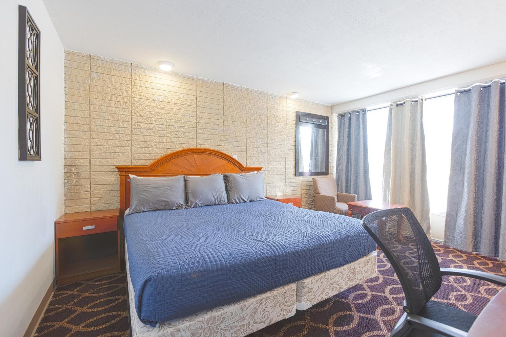 Breezewood Sonrise Inn Lincoln Hwy By Oyo מראה חיצוני תמונה