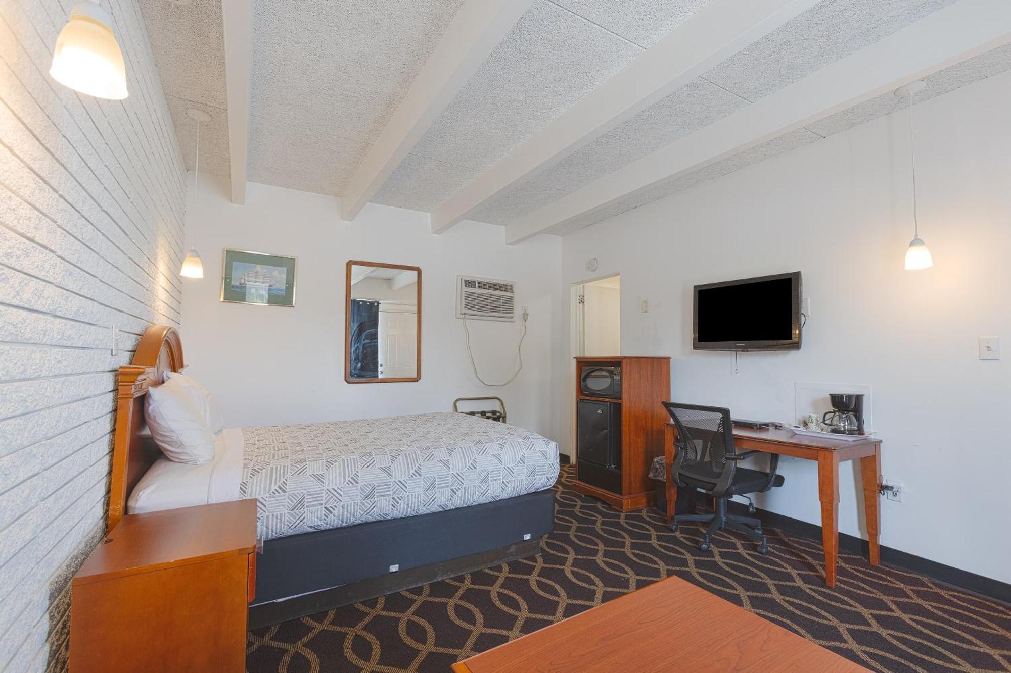 Breezewood Sonrise Inn Lincoln Hwy By Oyo מראה חיצוני תמונה